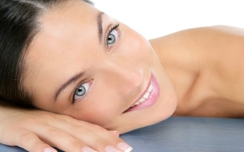 Peeling de la peau visage et cou avant après